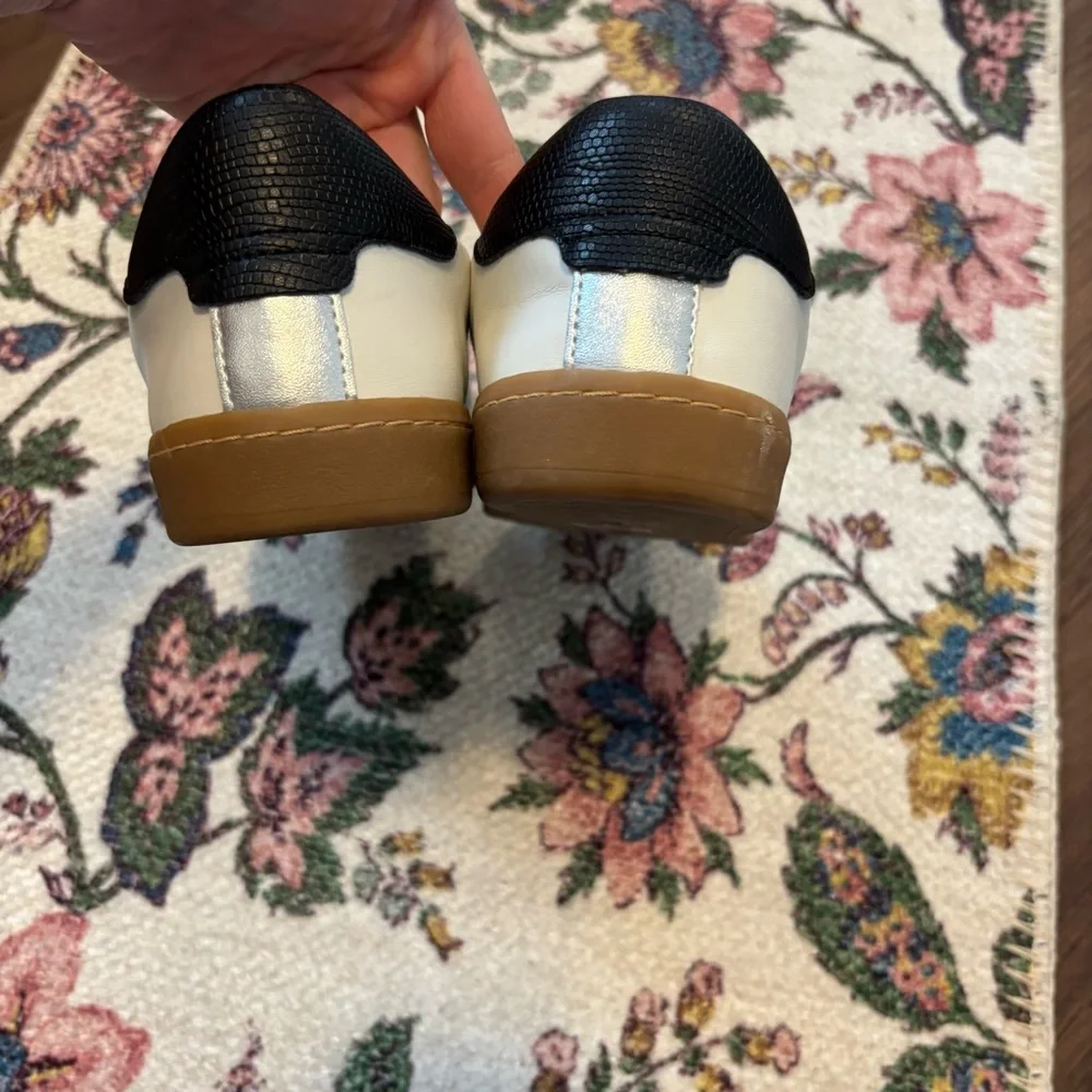 Dolce Vita Black and White Sneakers - Picture 8 of 12